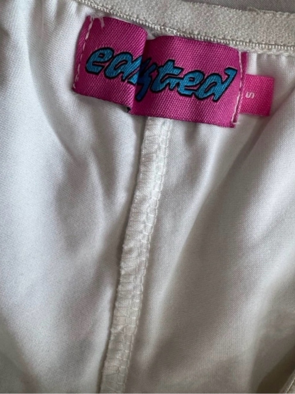 Edikted White Lace Ruffle Bloomers Low Rise Shorts - Picture 2 of 3